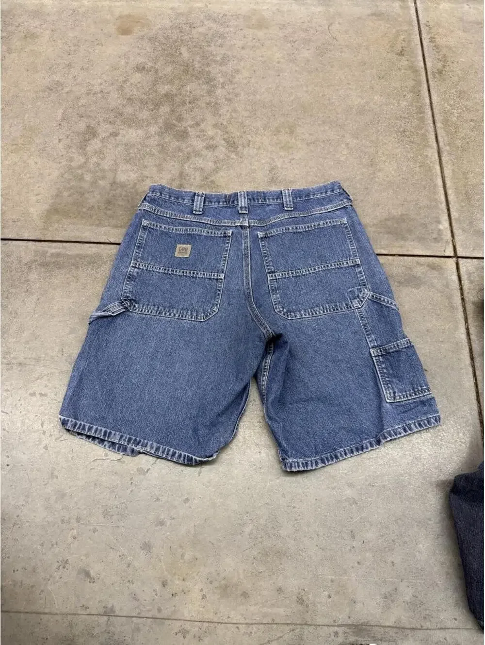 vintage lee faded blue relaxed baggy fit carpenter jean shorts jorts size 36